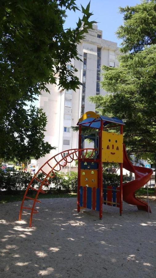 Apartmani Bilic Dugi Rat Extérieur photo